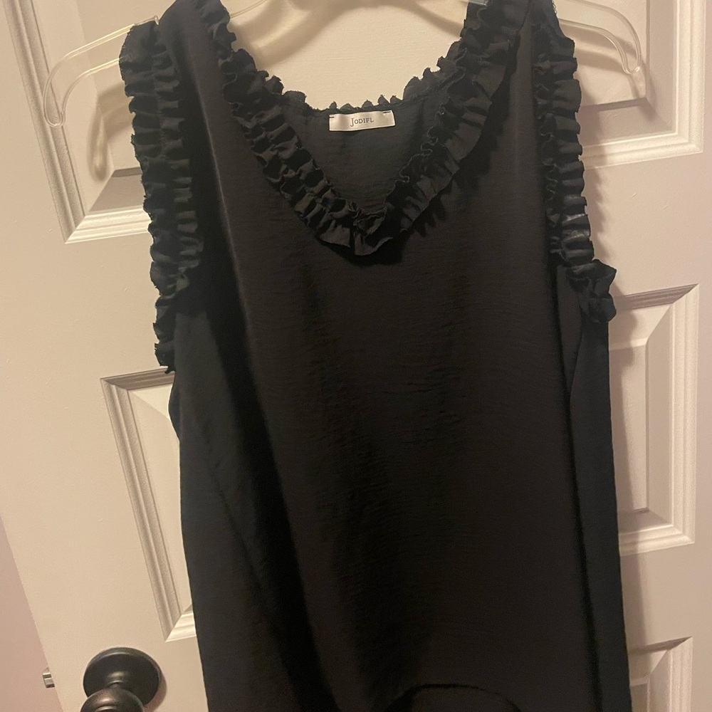 Jodifl Black Top Small